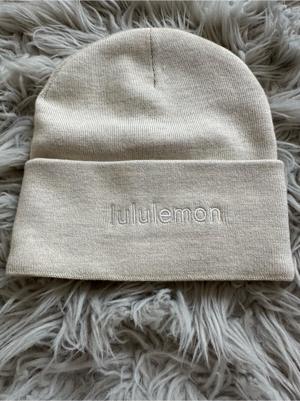 Lululemon Wordmark Heathered Bone Beanie